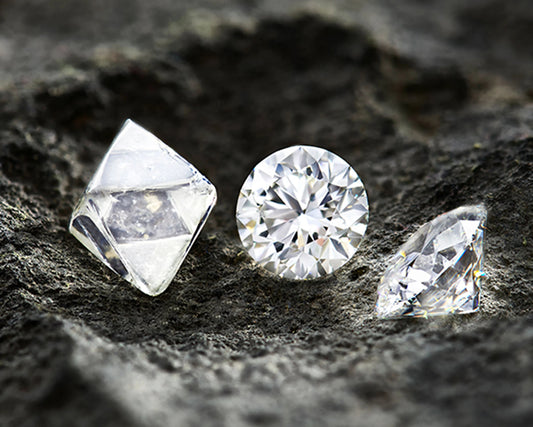 The Art of Diamond Cutting: How a Rough Diamond Becomes a Sparkling Gem