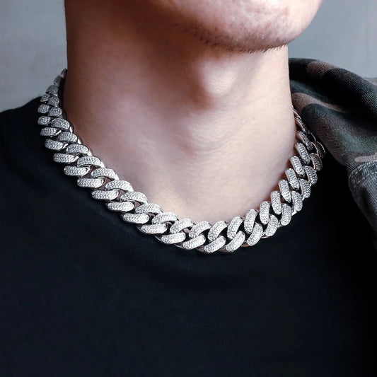 The Ultimate Guide to Men's Diamond Cuban Jewelry: Trends and Styles