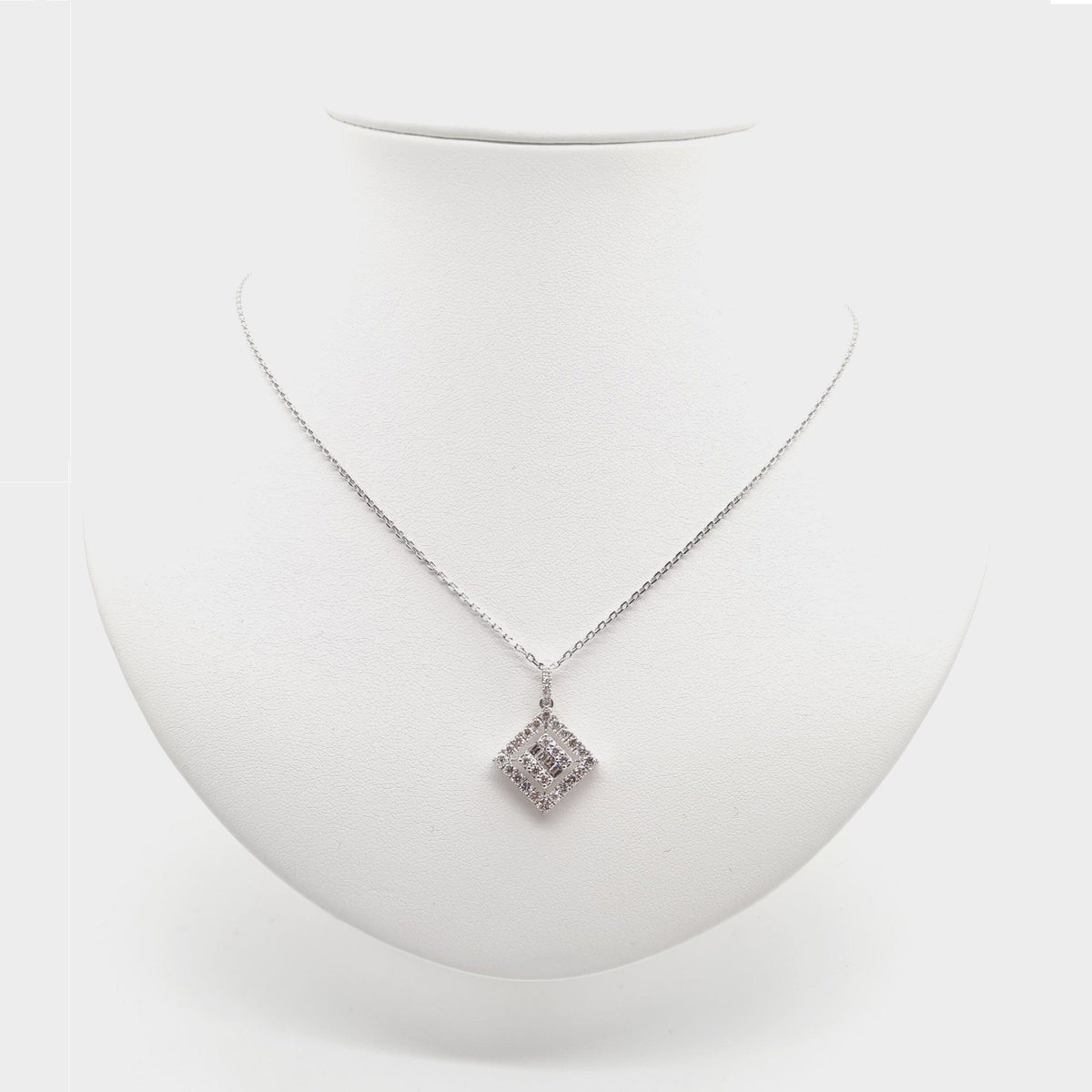 0.92ct Illusion Diamond Necklace Xclusive Diamonds 