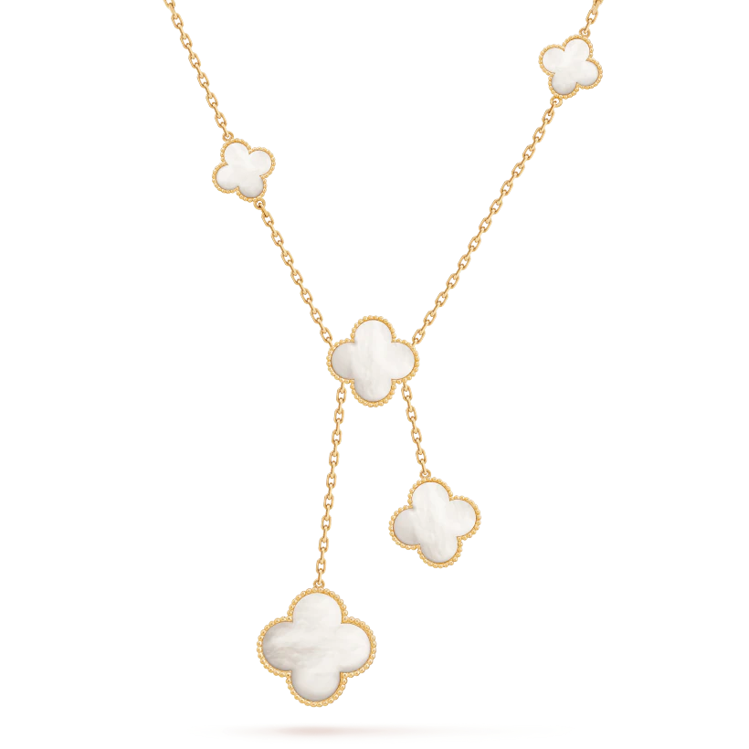 Clover Motif Diamond Pendant